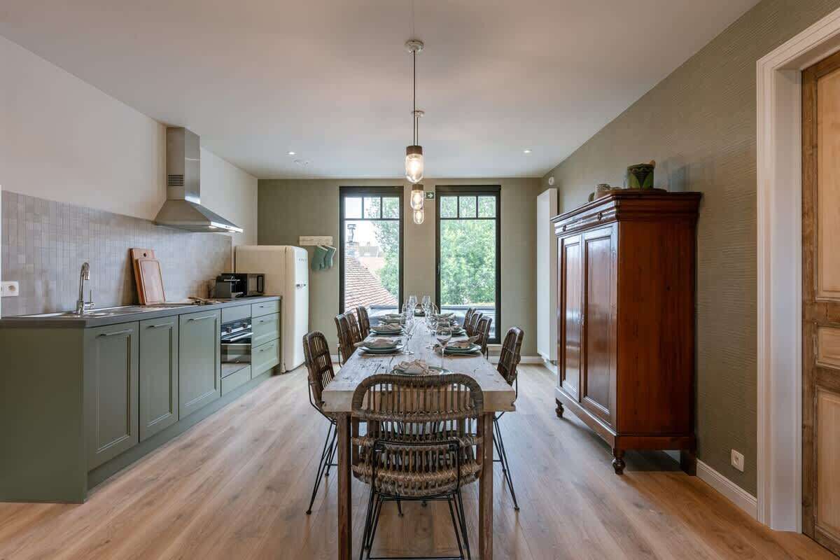 Dining room for enjoying moments with friends/ family