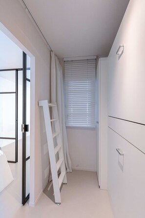Interior - Casiola - Cozy modern studio with magnificent sea- (Knokke-Heist)