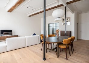 Dining - Casiola - Posh apartment with city view (Gent)