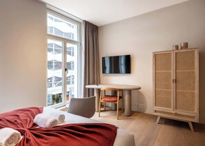 1 habitación, escritorio, wifi y ropa de cama 