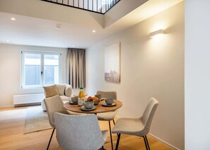 Dining - Cozy Duplex Studio in Ghent City (Gent)