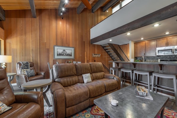 Condo, 3 Bedrooms | Living area | Smart TV - Kingswood Village 57 3 Bedroom Condo (Kings Beach)