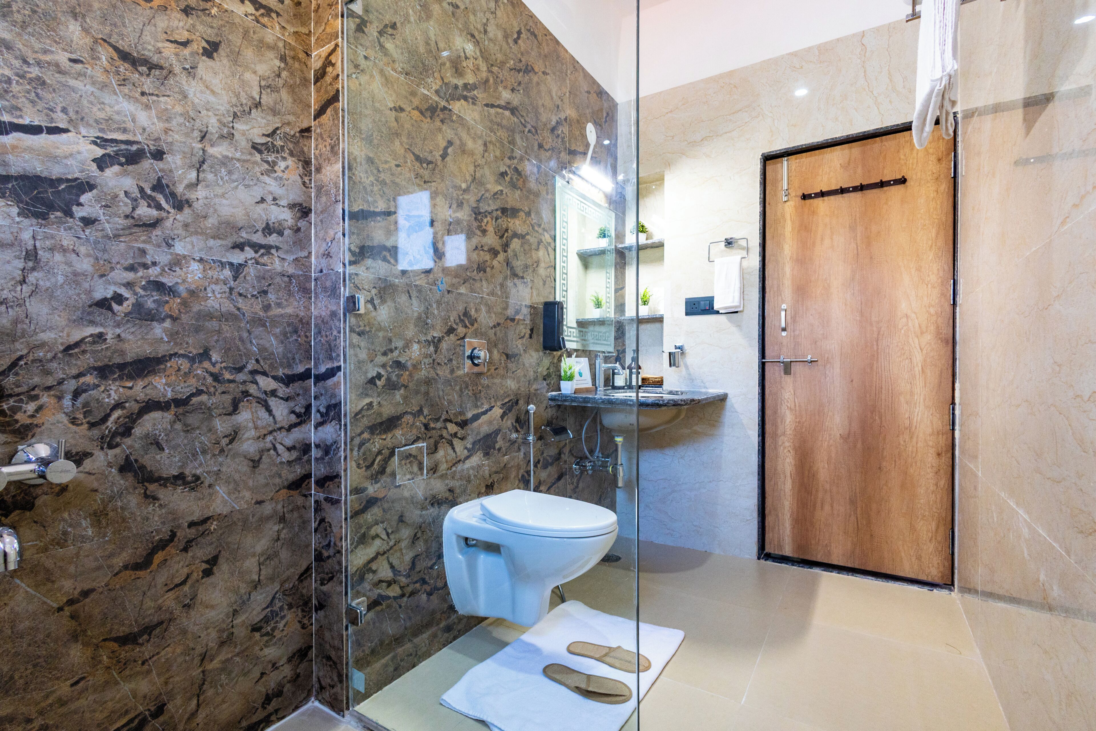 Deluxe Villa | Bathroom
