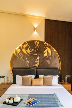 Deluxe Villa | Iron/ironing board, free WiFi - ELIVAAS Casa llios Stuning Getaway Villa (Udaipur)