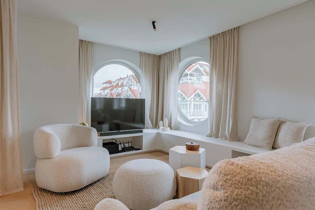 TV, offices
