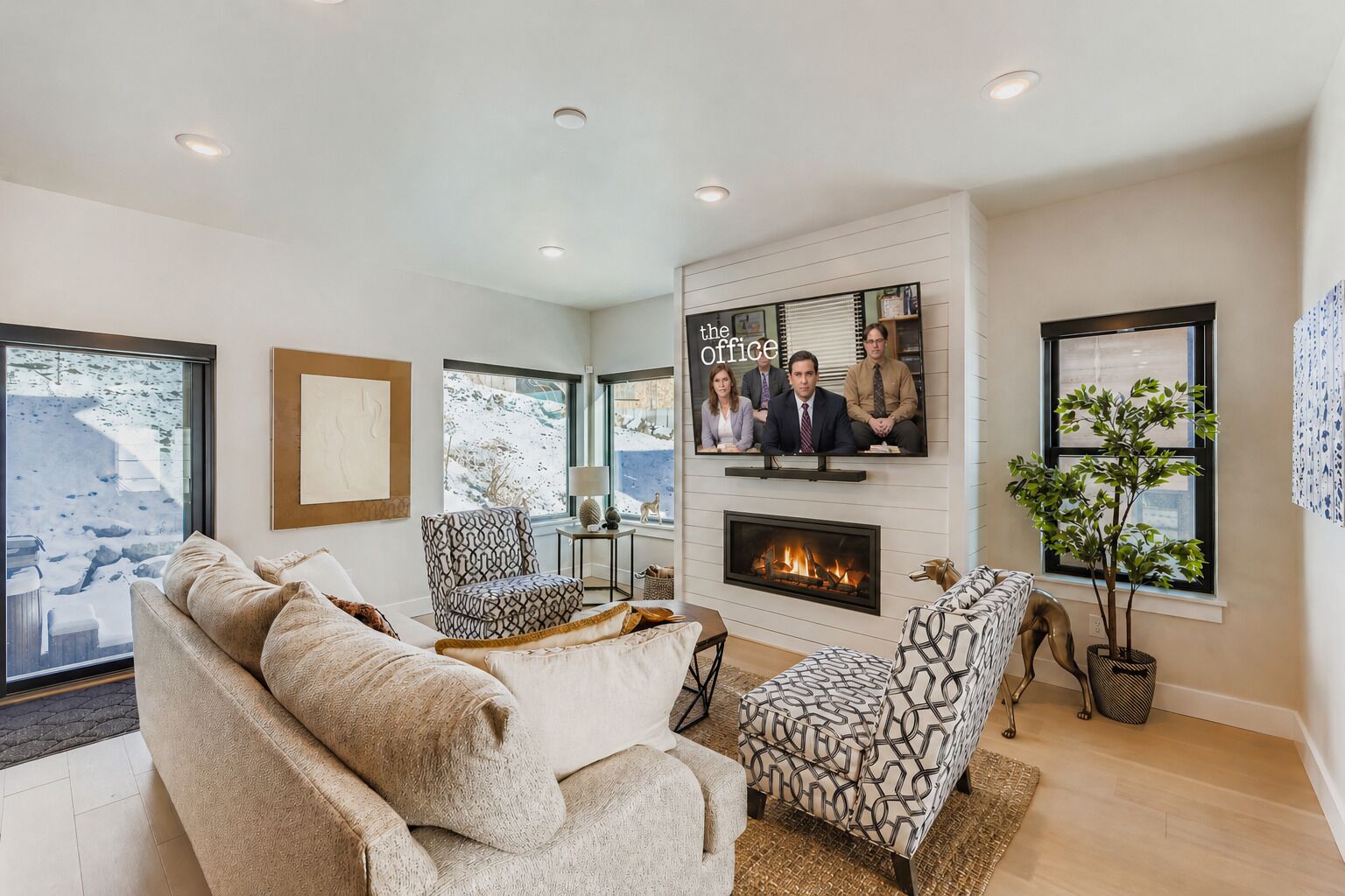 House, 4 Bedrooms | Living area