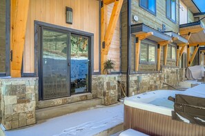 House, 4 Bedrooms | Terrace/patio - Luxurious 4-Bedroom RetreatClose to Deer Valley East Village 1936 4 Home (Heber City)