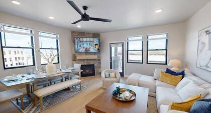 Pet Friendly! Winston's Lodge At Helling 203 3 Bedroom Condo