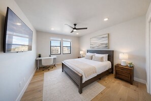 Condo, 3 Bedrooms | 3 bedrooms, iron/ironing board, free WiFi - Pet Friendly! Winston's Lodge At Helling 203 3 Bedroom Condo (Heber City)