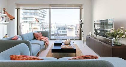 Coastal retreat w/ Wifi & workspace