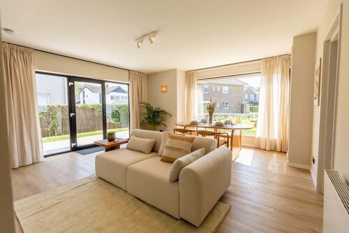 Casiola - Charming Apartment with Garden & Parking