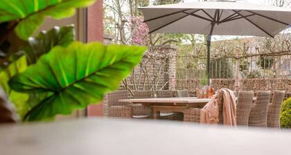Luxurious Family Villa with Garden in Wingene