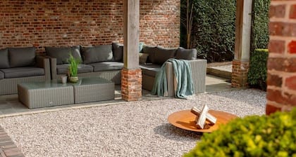 Luxurious Family Villa with Garden in Wingene