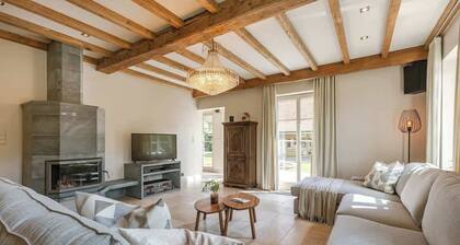 Cozy Authentic Villa in Harelbeke