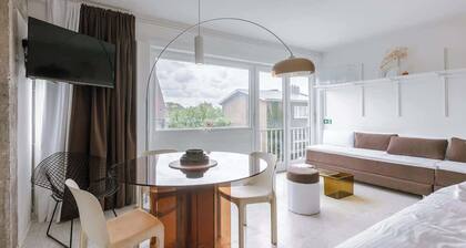Sunny and stylish apartment in peaceful Knokke