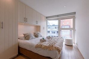 3 bedrooms, iron/ironing board, WiFi, bed sheets - Casiola - Lovely and open apartment on prime location (Knokke-Heist)