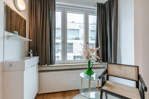 Interior - Waterfront retreat w/ beach access & parking (Knokke-Heist)
