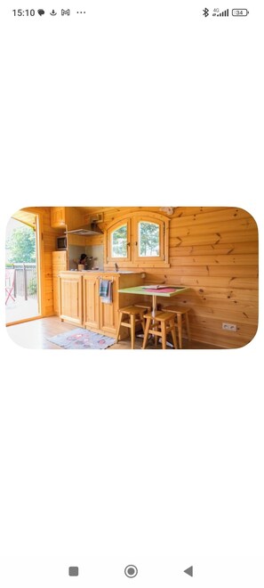 Interior - Vrbo Property (Valliquerville)