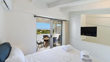 Superior-Maisonette, Meerblick | Verdunkelungsvorhänge, schallisolierte Zimmer, Bügeleisen/Bügelbrett