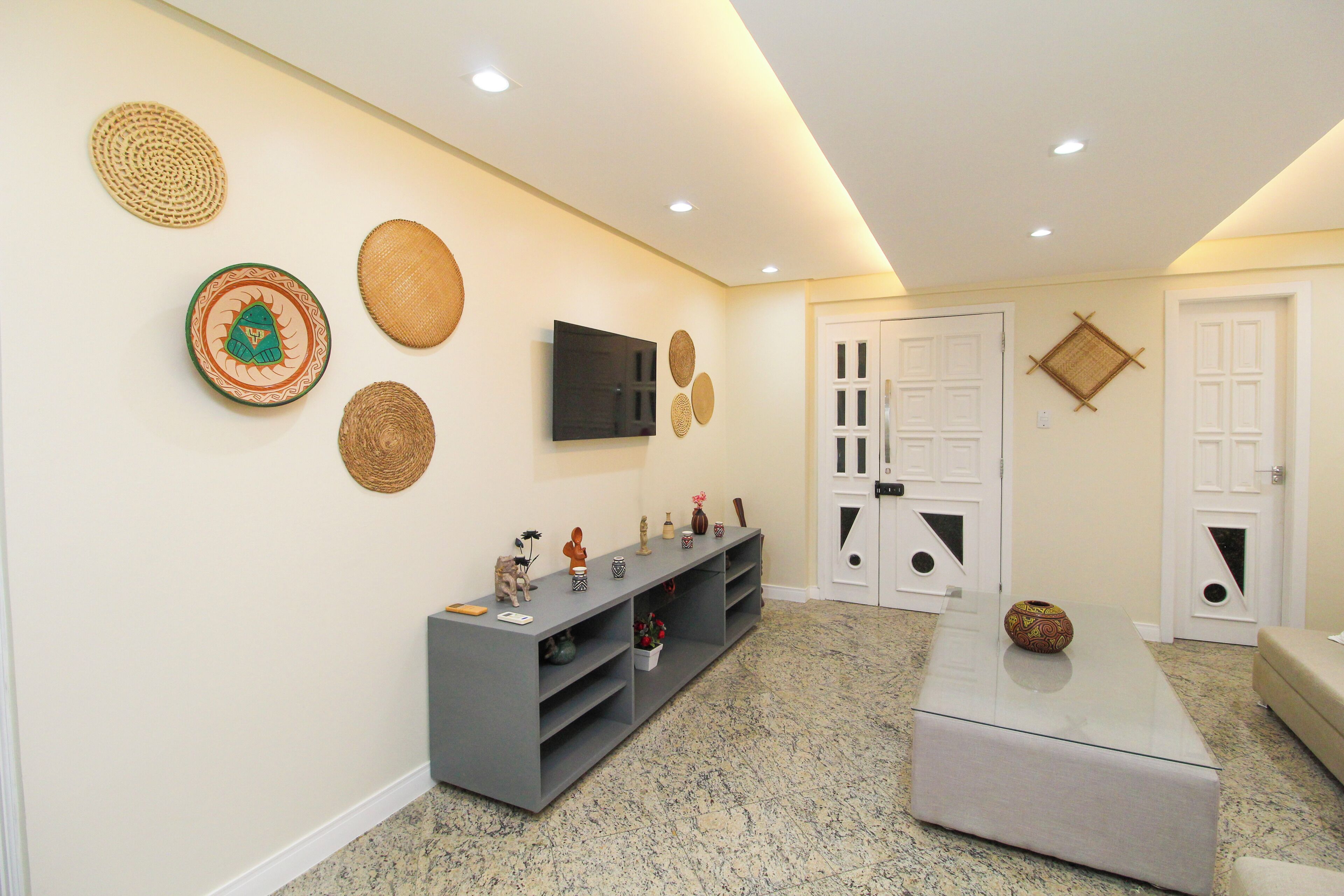 المنشأة من الداخل