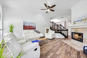 Smart TV, fireplace, DVD player, ping pong