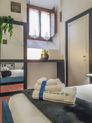 Apartment | Iron/ironing board, free WiFi - La dimora di GI - Nel centro storico di Viterbo (Viterbo)