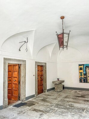 Apartment | Bahagian dalam