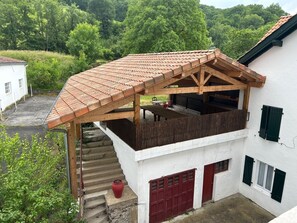 Exterior - Central 2-room apartment with balcony and nice view (Saint-Étienne-de-Baïgorry)