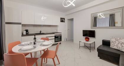 Cozy Holiday Home "Sole" with Lake View in Porlezza