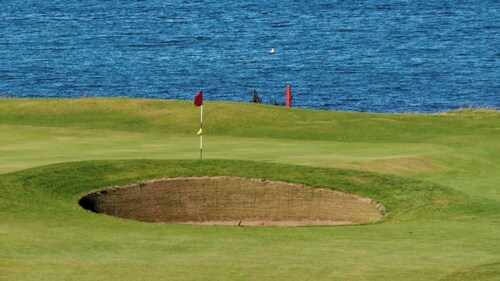 4-Bed Coastal House, On the WAW, just Minutes from Doonbeg & Lahinch Golf Vourse