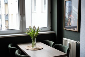 Dining - Vrbo Property (Jena)