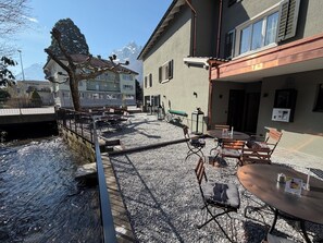 Outdoor dining - Landgasthof Bahnhöfli  (Näfels)