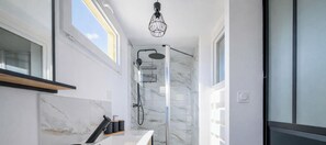 Bathroom - L'instant Renouveau - Park & Pets (Le Mans)