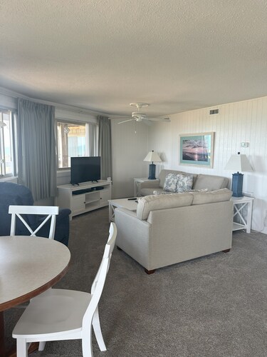 Week 23 6/6/26-6/13/26 3-bedroom resort in awesome Kill Devil Hills with AC