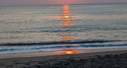 Week 23 6/6/26-6/13/26 3-bedroom resort in awesome Kill Devil Hills with AC