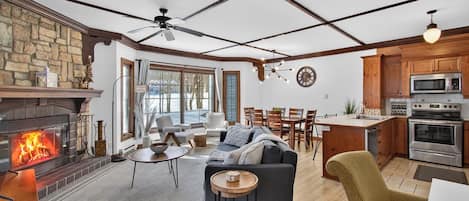Family Condo, Patio, Mountain View | Living area