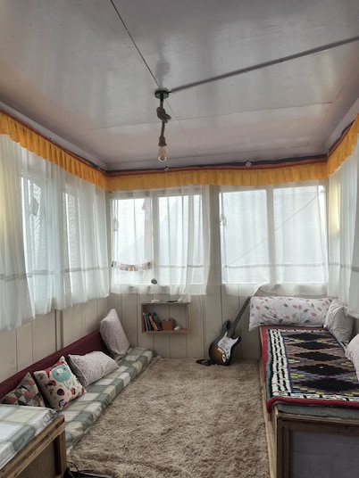 Syabru Nomads Basecamp