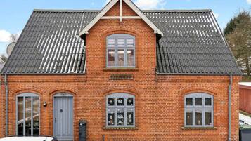 House | Exterior