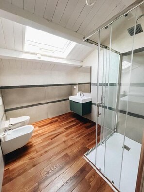 Doppelzimmer | Badezimmer