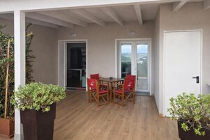 Comfort Apartment | Outdoor dining