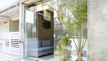 Rumah | Resepsionis
