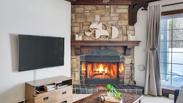 Comfort Condo | Interior