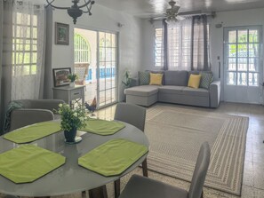 Rumah, pemandangan kebun | Interior