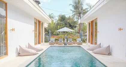 Dolphin 2 â Chambre double deluxe dans une nouvelle villa sur la plage de Lovina