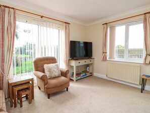 Living area - The Bungalow (Norwich)