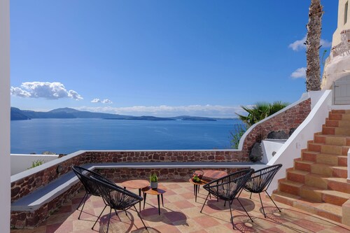 Caldera Whisper Caves