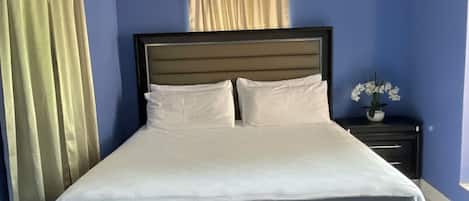 1 chambre, fer et planche Ă repasser, Wi-Fi, literie fournie
