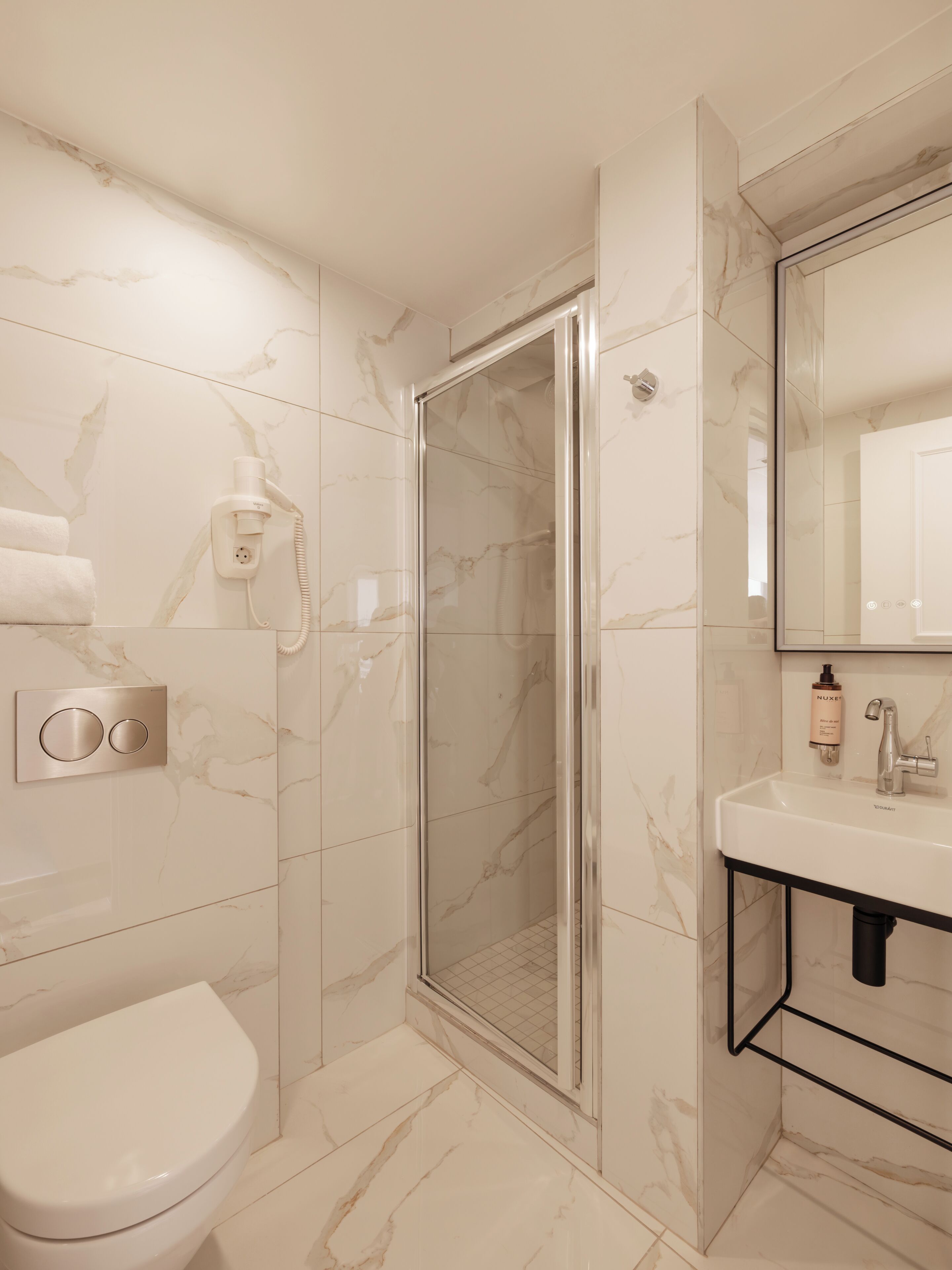 Chambre Double Deluxe | Salle de bain