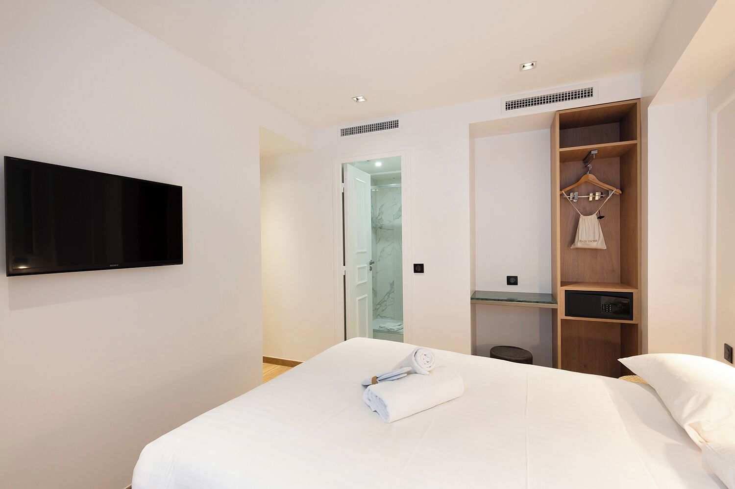 Panoramic-Doppelzimmer, Balkon, Stadtblick