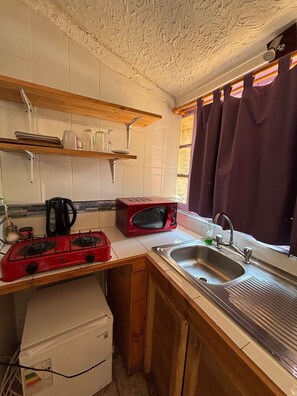 Fridge, microwave, cookware/dishes/utensils - Oceana Suites San San José de Maipo II (San Alfonso)